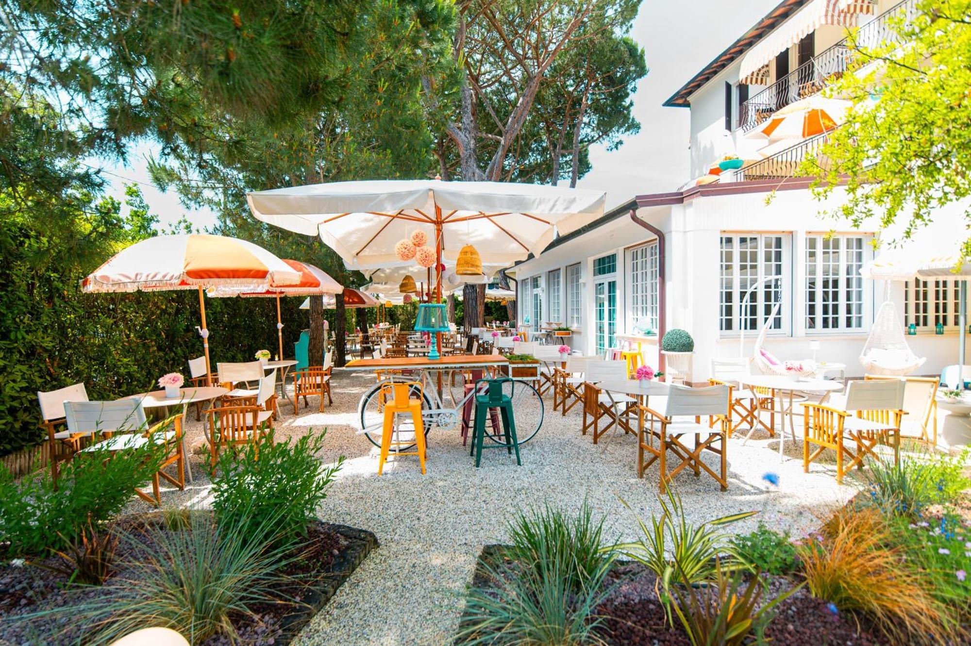 Hotel La Pineta Al Mare Forte dei Marmi Exterior foto